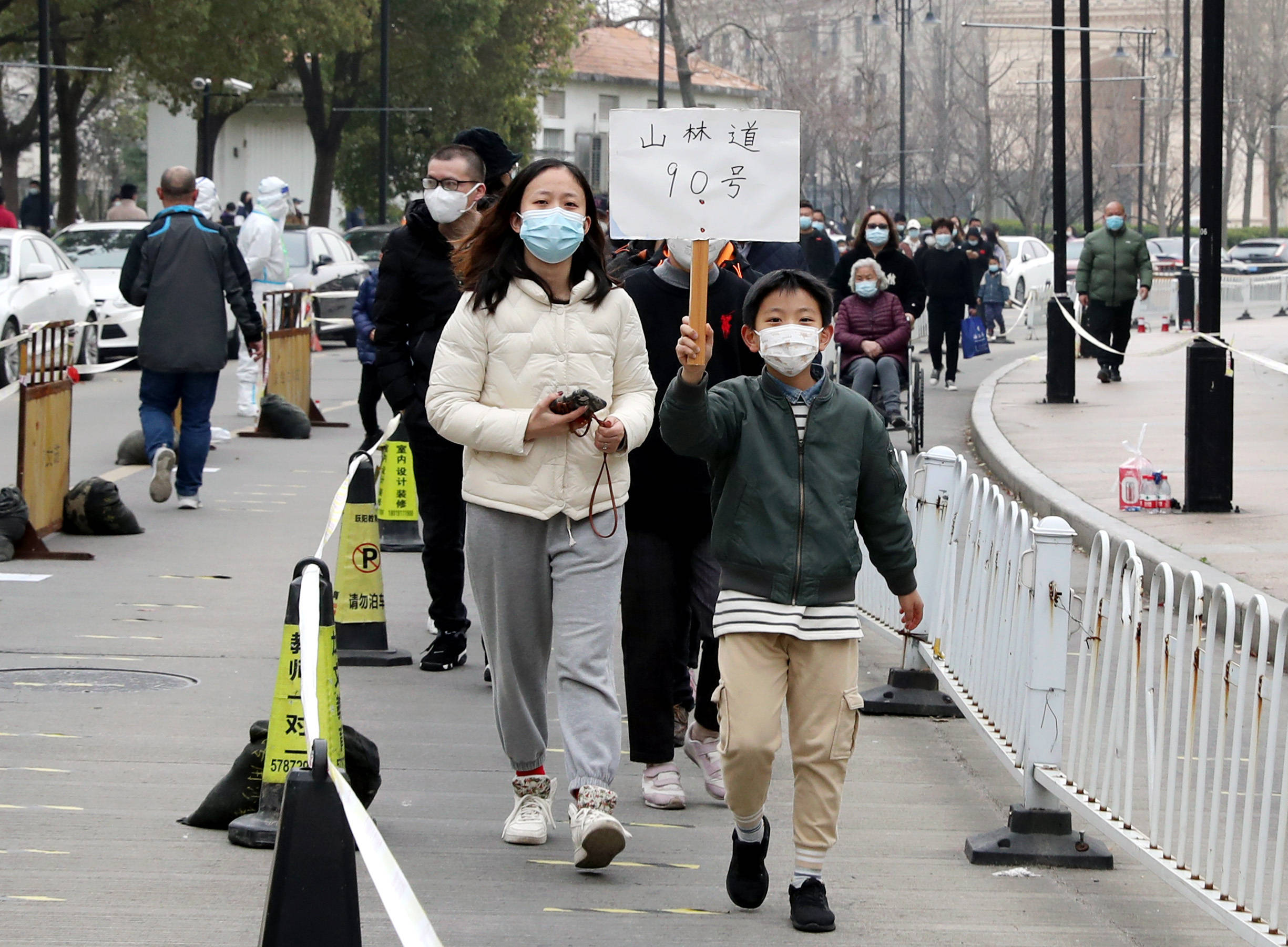 方案|张文宏：相信不远的将来能看到抗疫最终胜利！他还指出三点关键！