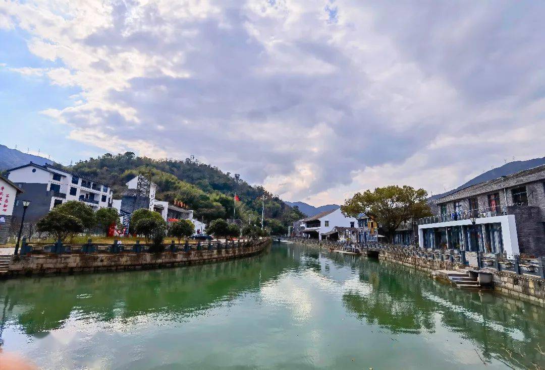 榜上有名昆阳镇荣获市美丽乡村建设成绩突出集体