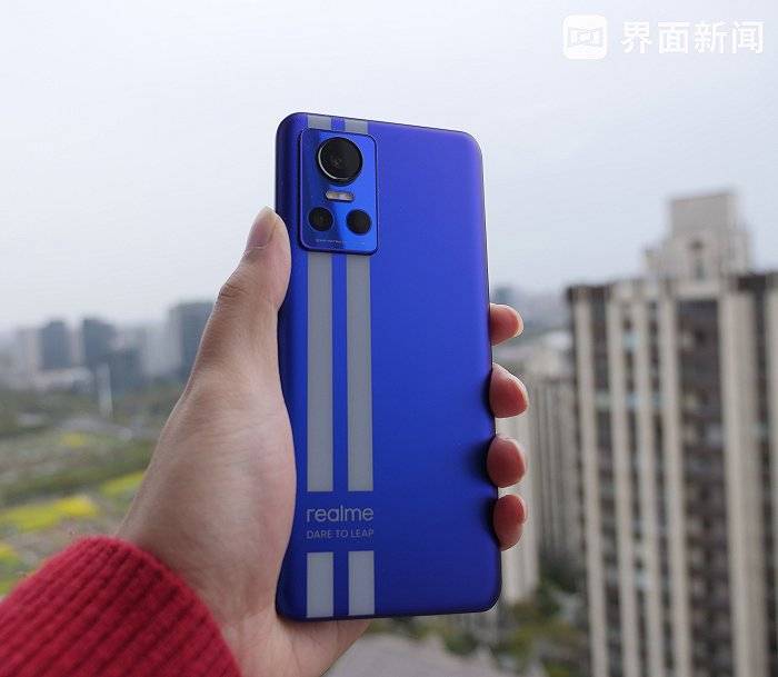 新机|150W充电有多快?真我GT Neo3体验