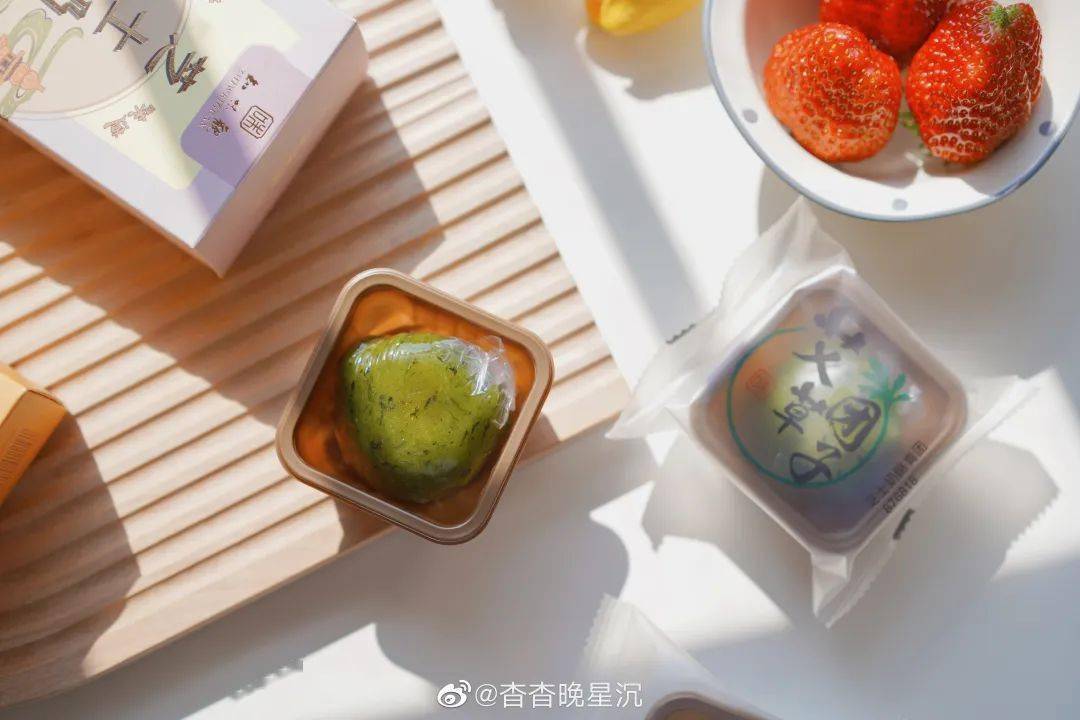 品牌吃一口春天！泸溪河、五芳斋等的青团包装设计，超有春日氛围感！