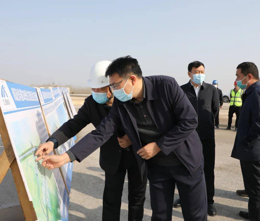 3月23日,县委书记王涛督导检查城建交通项目建设情况.