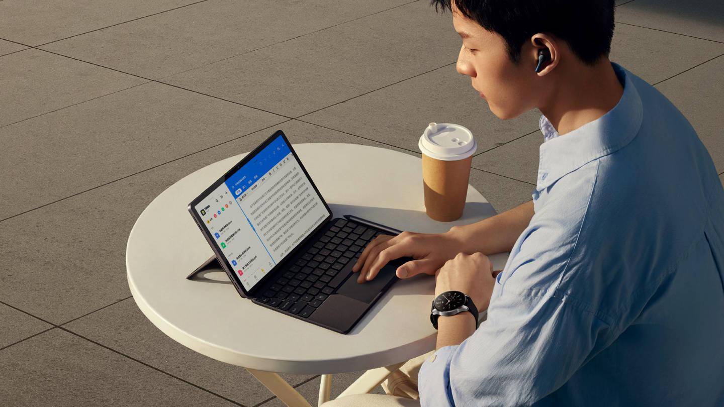 vivo Pad 平板电脑亮相：全金属一体化设计，提供蓝灰双配色