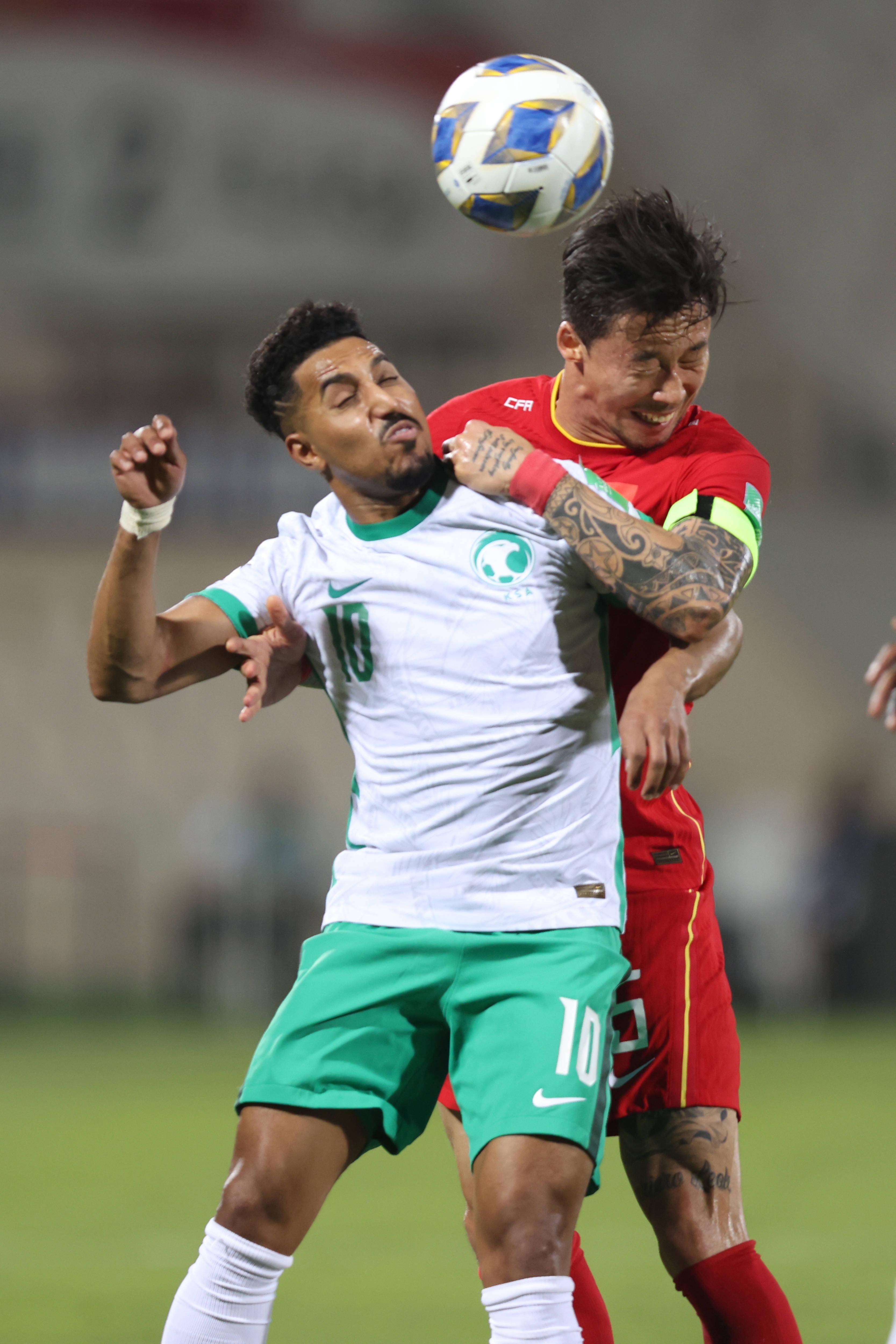 新华社发当日,在阿联酋沙迦举行的2022年卡塔尔世界杯预选赛亚洲区12