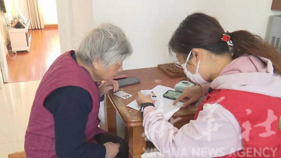 喵喵机、小程序、萌漫画……为了战“疫”，这届年轻人很拼！