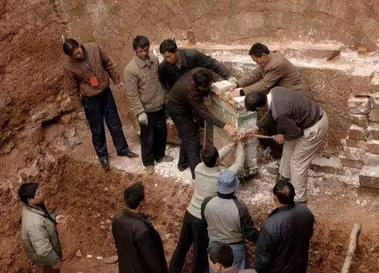 关羽身长九尺放到如今有多高1976年洛阳出土一汉尺揭开答案