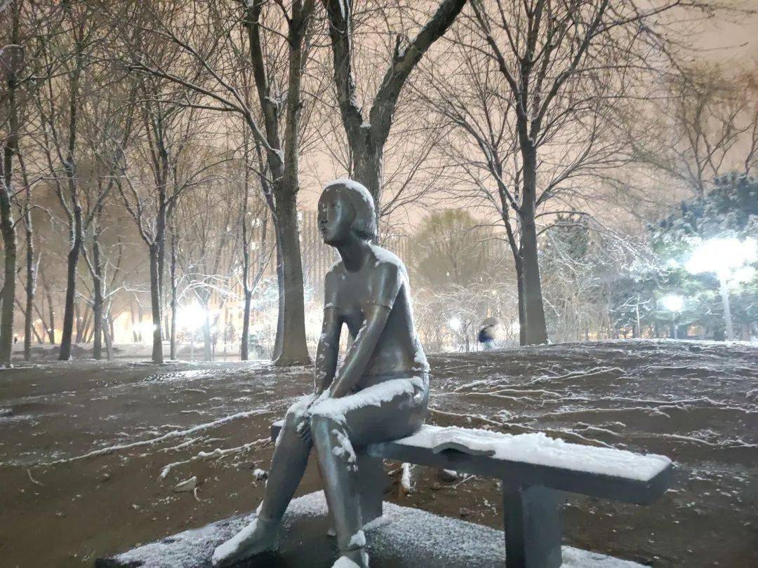 晓看天色暮看北航文末福利