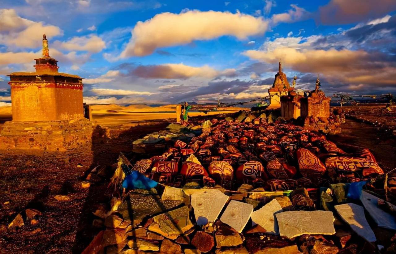 许多震撼人心的绝美风景阿里大环线又称为西藏大北线而且又壮阔绚丽这