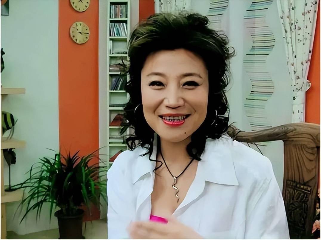 陈百玲:3段婚姻,40岁高龄产子,被奶奶收回"小香玉"艺名_豫剧_常香玉