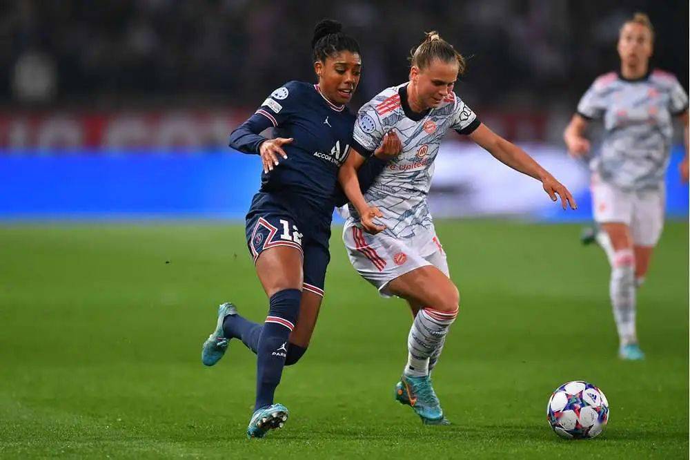 大巴黎女足挺进欧冠半决赛