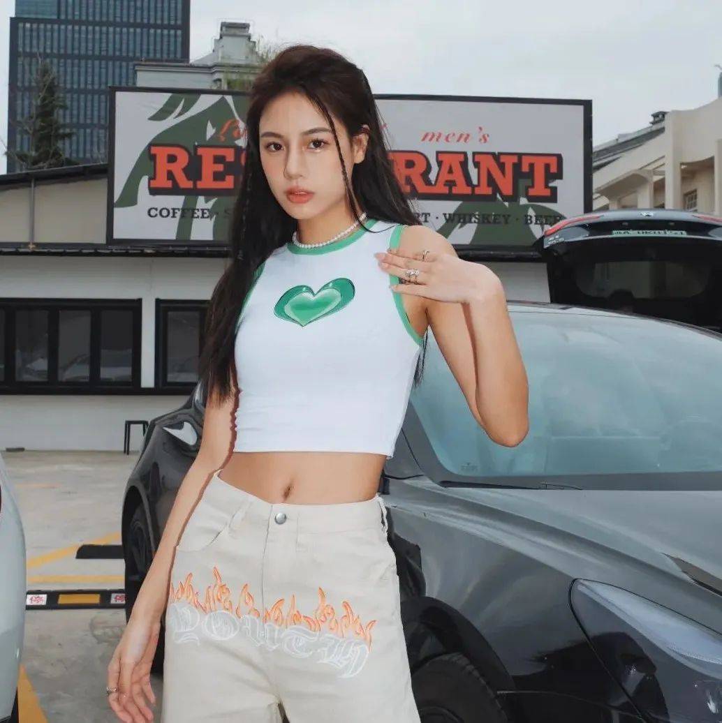Y2K复古美学复兴!和时尚博主一起冲浪千禧潮_上新_对话框_优惠