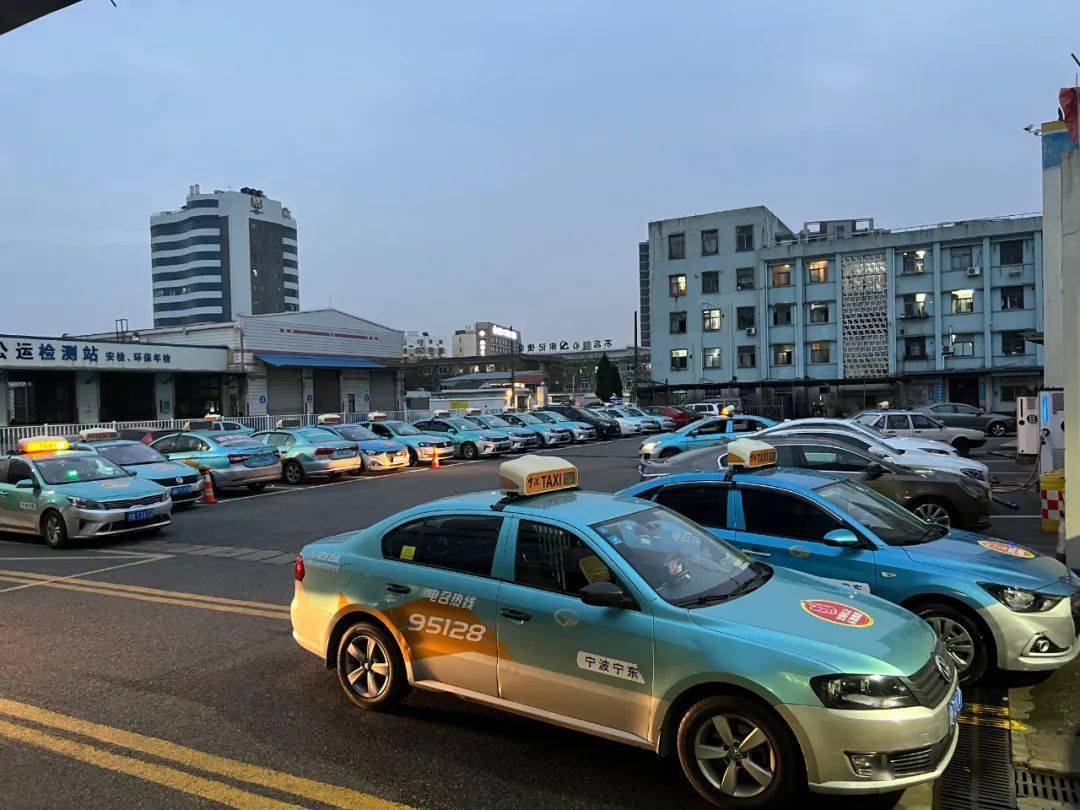 600余辆公交客车及出租车投身防疫转运