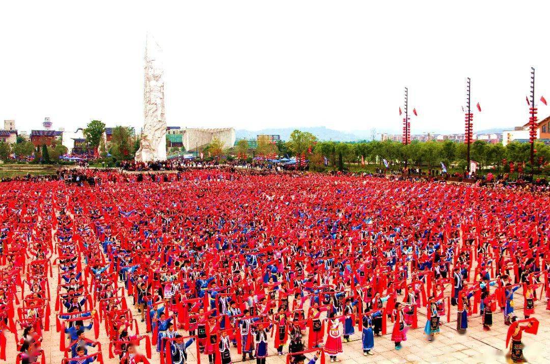 每日一景羌族沙朗