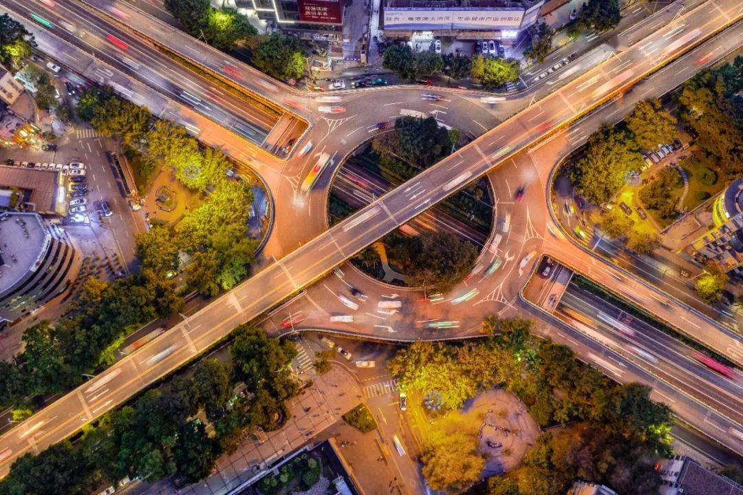 壹号见丨纵横交错桥见越秀跨度