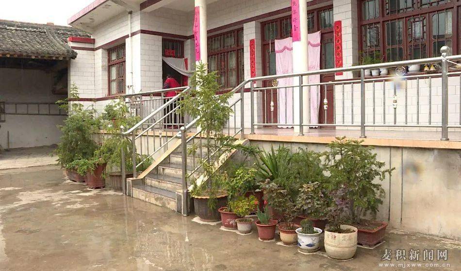 奋进新征程建功新时代麦积区甘泉镇毛集村村容村貌展新颜美丽乡村建起