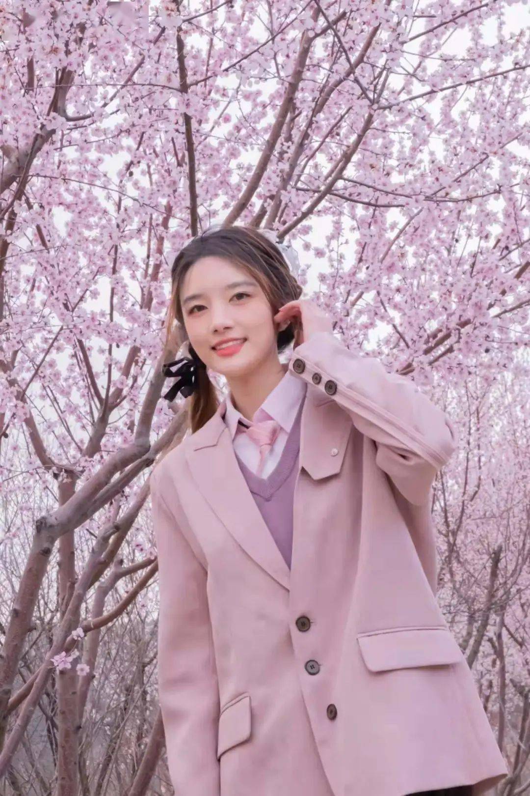 请直接看图……_廖文萱_夏依达_周欣怡