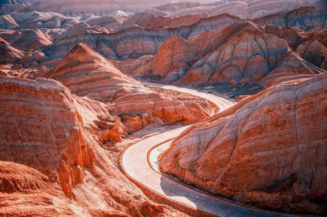 【202绝色新疆-越野寻花9日】 s101国防公路 伊犁杏花 库尔勒梨花 赛