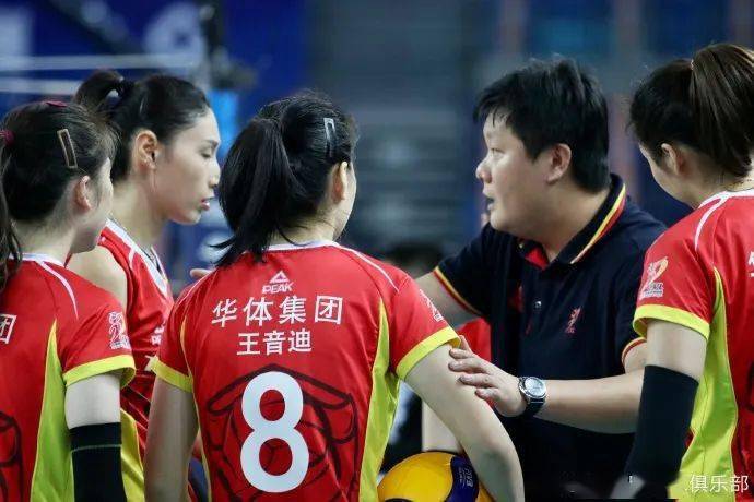 金软景今日赴美与当地大学队一同训练