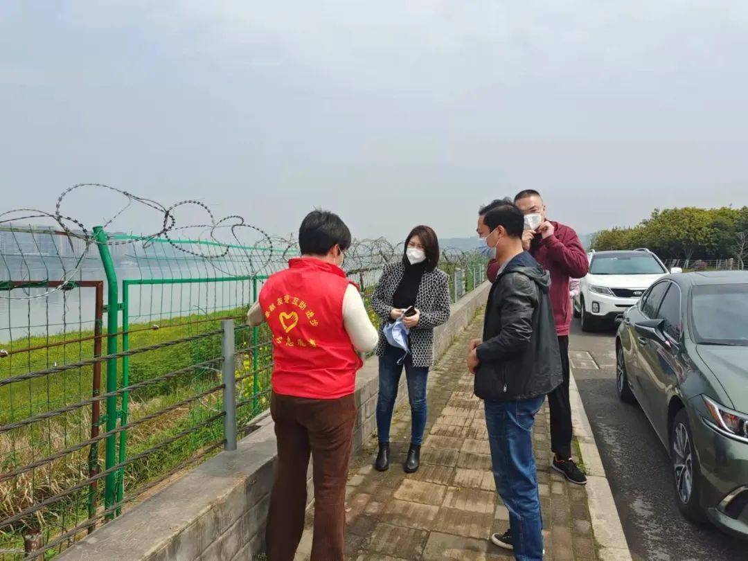 4月5日,天心区人民政府副区长刘瑜带队对橘子洲国控点,猴子石省控点