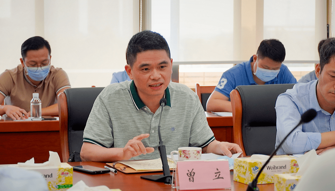 何榕 摄高新区党工委委员,江海区委常委,副区长曾立表示,本次签约活动