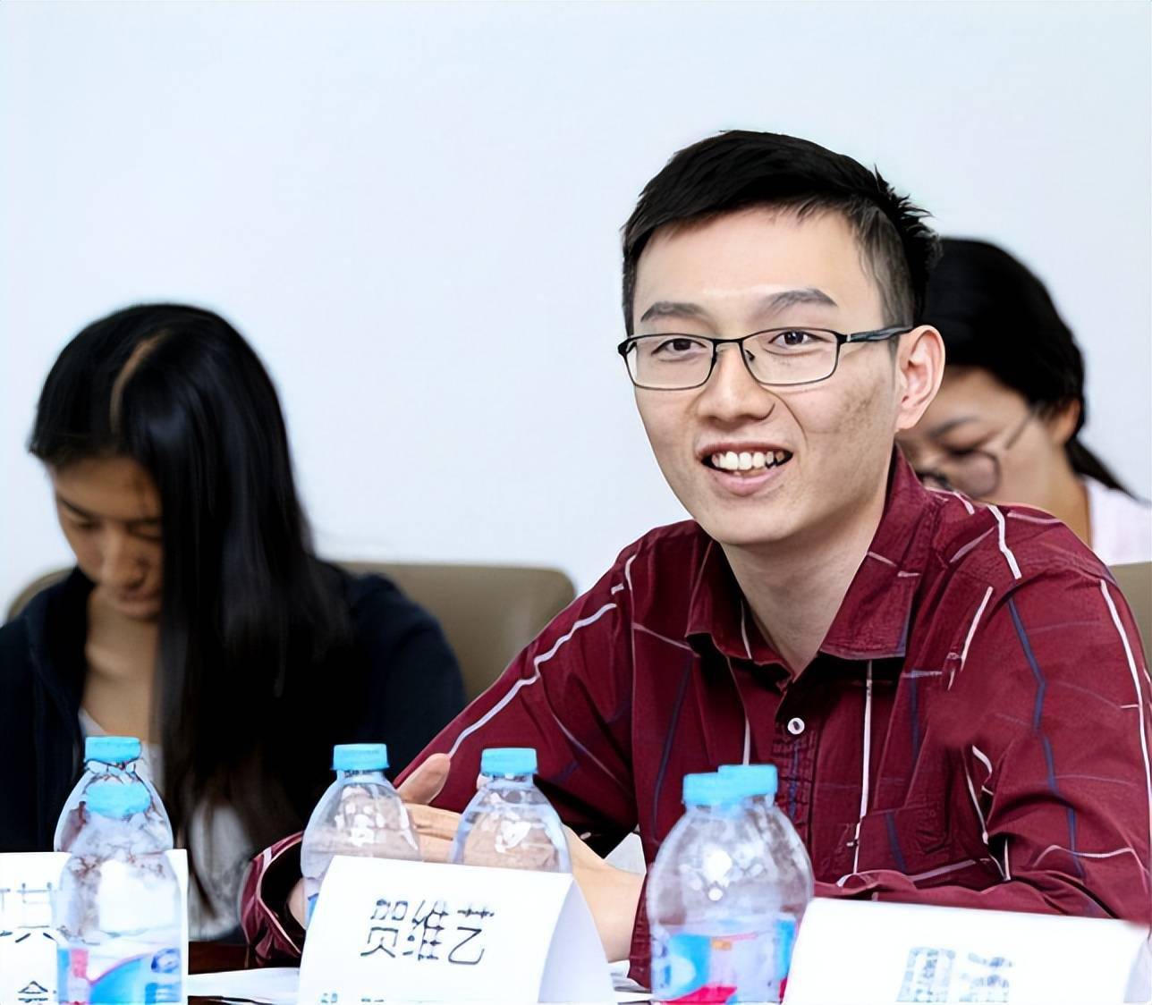 湖北考神贺维艺拒绝保送清华坚持体验高考最后考了多少分