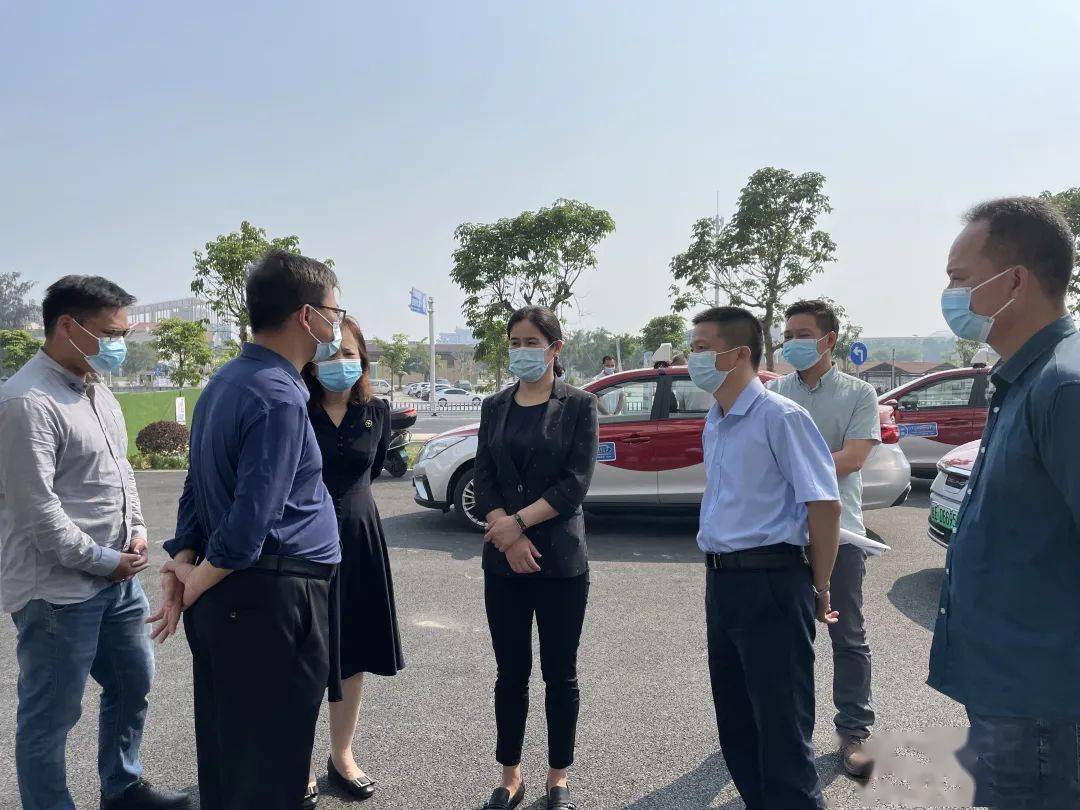李建华率队实地调研润捷公司出租车运营情况67_新能源_北海_集团