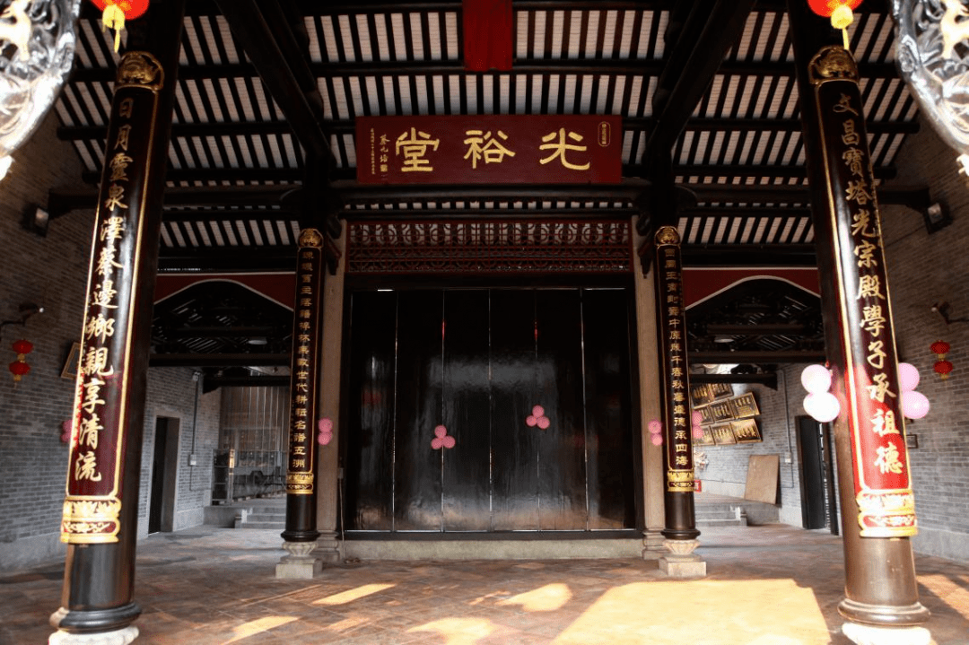 蔡边村蔡氏大宗祠:见证流金岁月,承载蔡氏族人世代情_祠堂_木匾_中堂