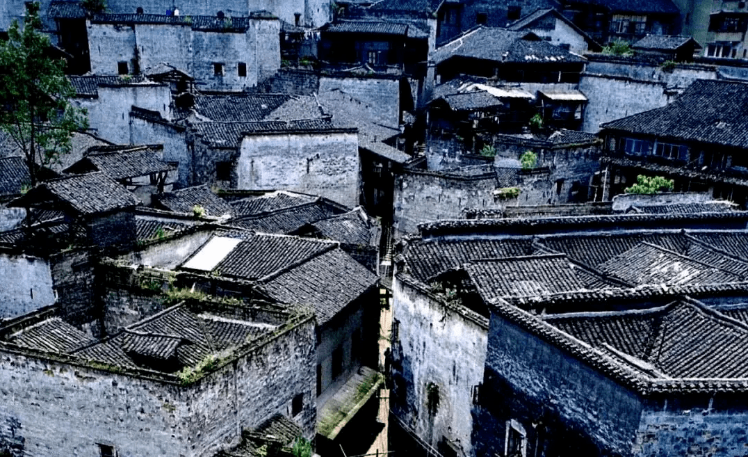洪江故事|窨子屋群隐藏的秘密_古商城_黑色_通道