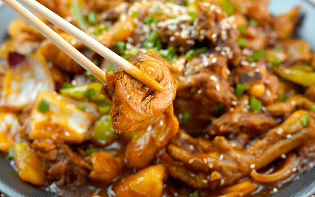 奇魅虾尾海鲜烧烤三周年福利大放送299元抢购35人餐一品炒鸡烤鱼低至