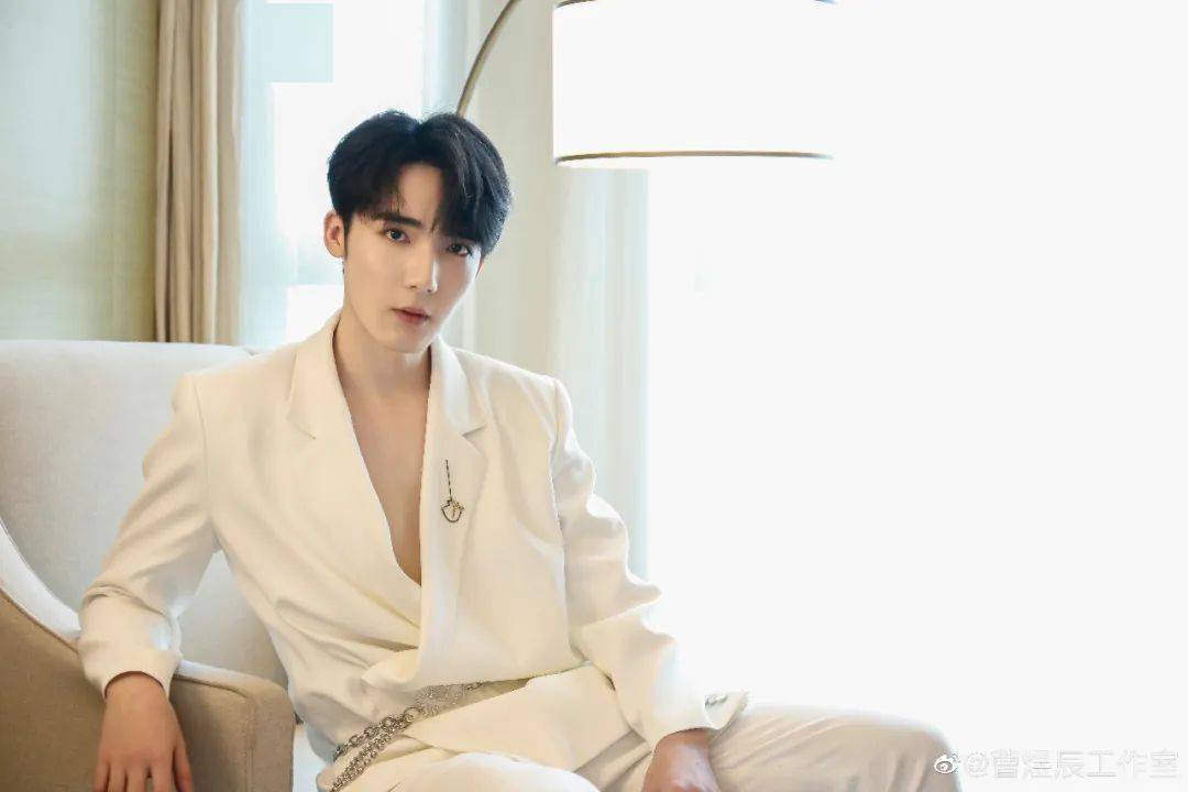 原创从姻缘大人请留步看曹煜辰的神仙男友养成记