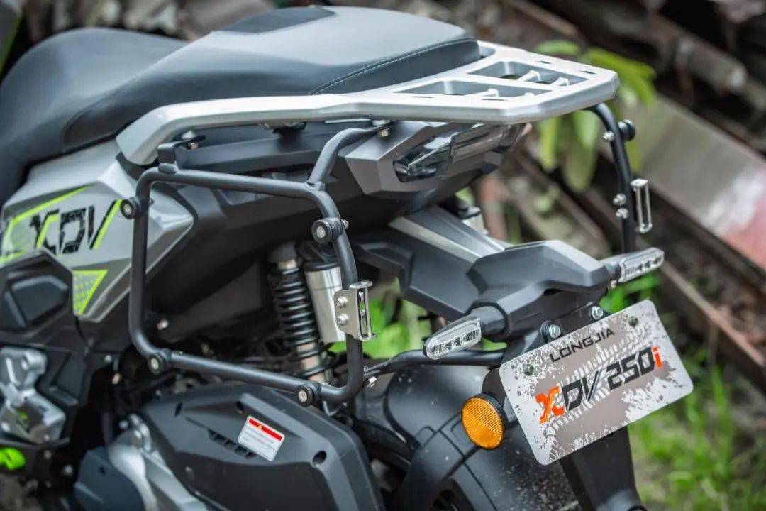 龙嘉xvd250si动态测评都市越野小精灵