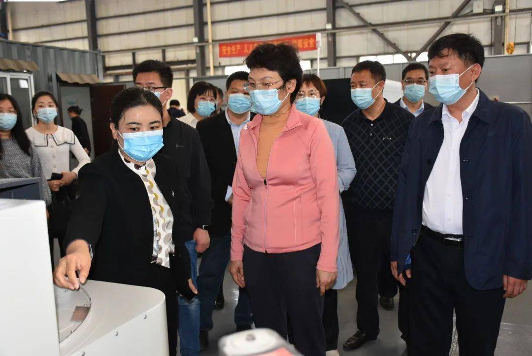 商黎英调研工业企业_发展_相关_疫情