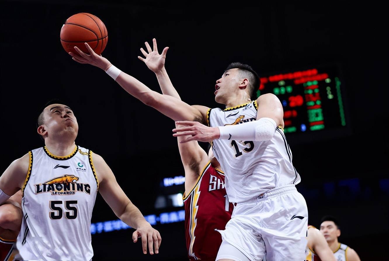 cctv5直播辽粤联手出击杜锋杨鸣欲横扫晋浙2队剑指半决赛