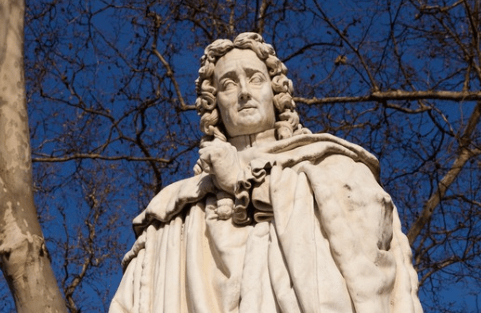 孟德斯鸠在政体类型上将中华帝国定位为东方专制主义,其意义在整个