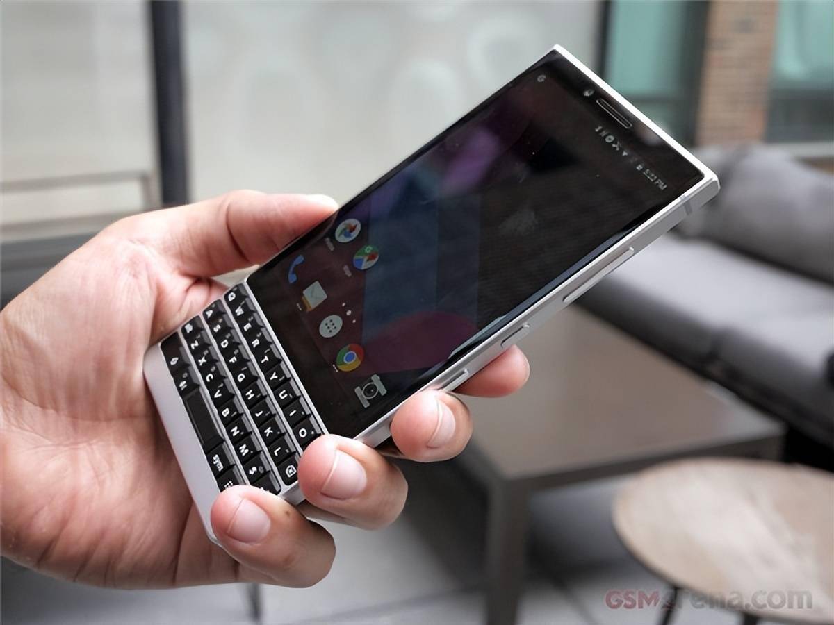 黑莓手机复活经典型号复刻qwerty全键盘5g