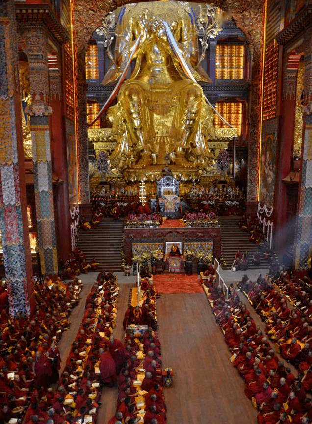 五一自驾拼车扎尕那莲宝叶则尕海湖黄河首曲各莫寺5日游