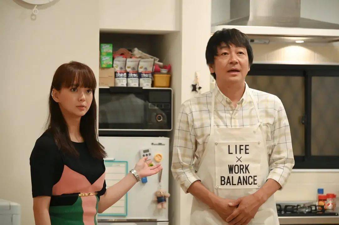 这个组合有点意外…_合作_电视剧_三浦春马