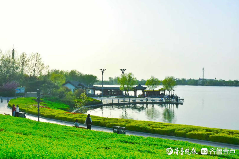 济南澄波湖风景区图片
