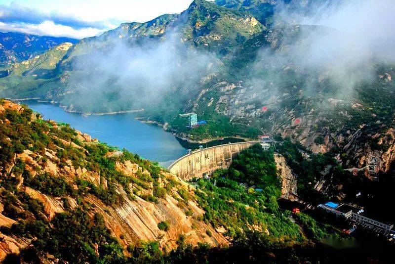 周末1日青龙峡塞外小三峡の青山绿水古长城欧洲小镇怀柔休闲1日活动