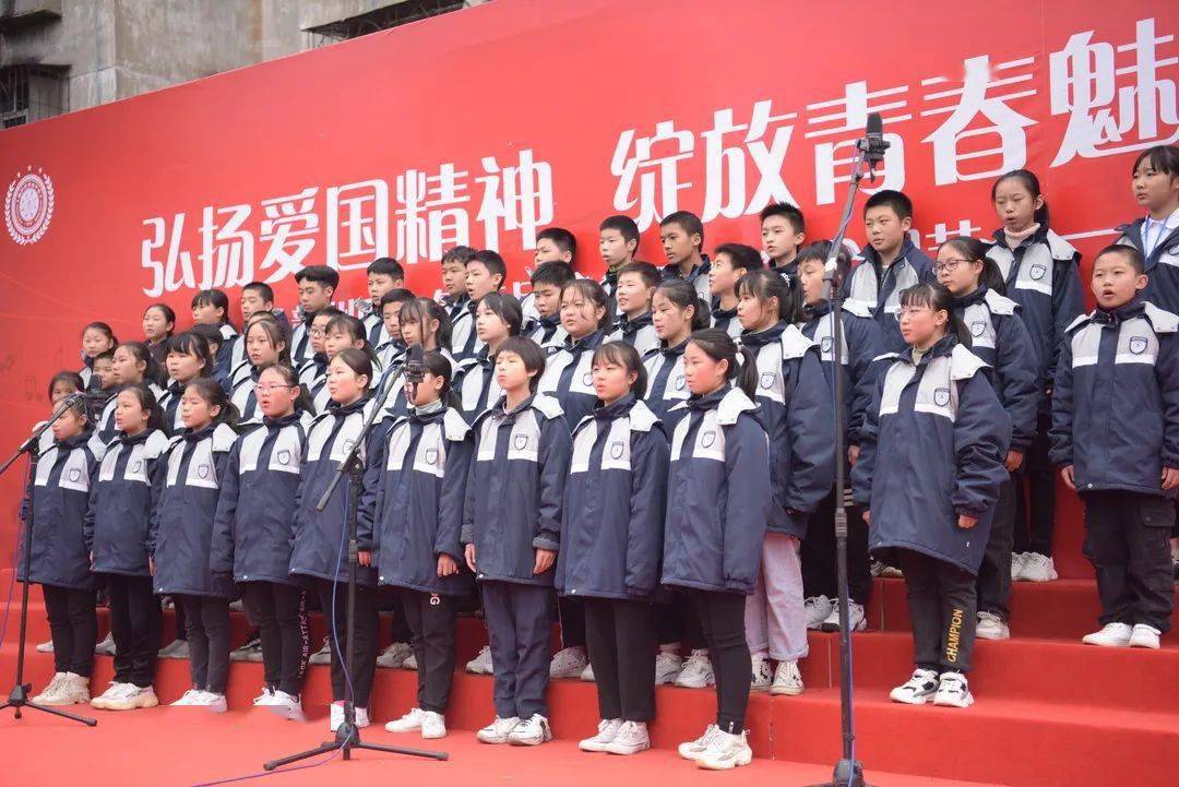 【"五红"培根铸魂活动】赣州四中开展"五红"培根铸魂红色歌曲"天天唱"