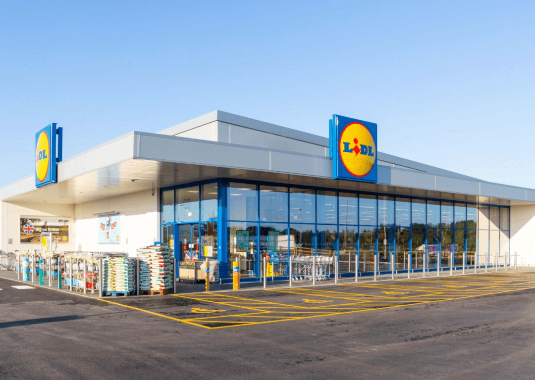 宣布成立船公司后,又买又租近20000teu运力……_lidl_运营_船舶