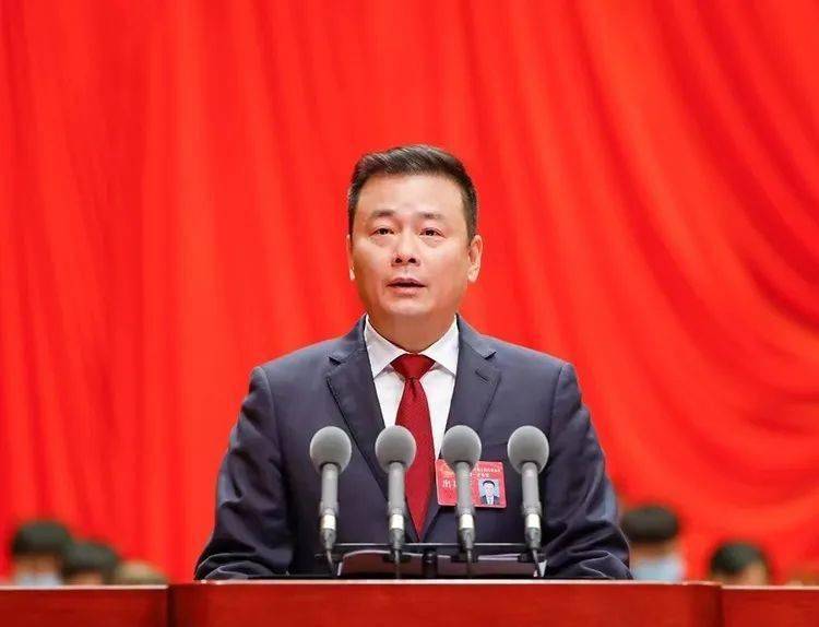 2022年4月9日在宁波市第十六届人民代表大会第一次会议上宁波市代市长