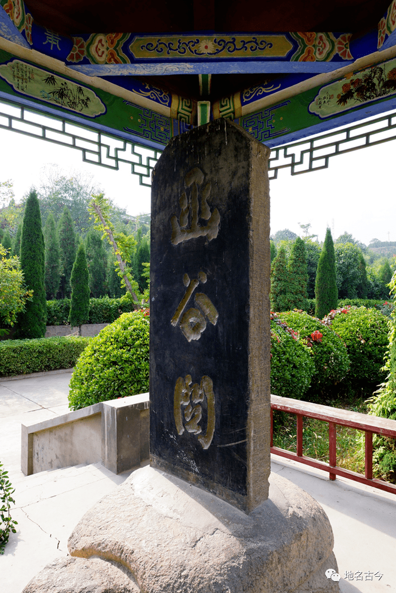 谢淙任 | 紫气东来_老子_中国_尹喜