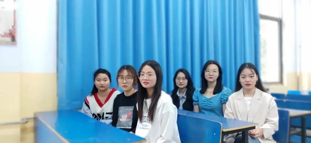 团支书李怡考取中国矿业大学(北京),宿舍长荆珂考取黑龙江科技大学,孙