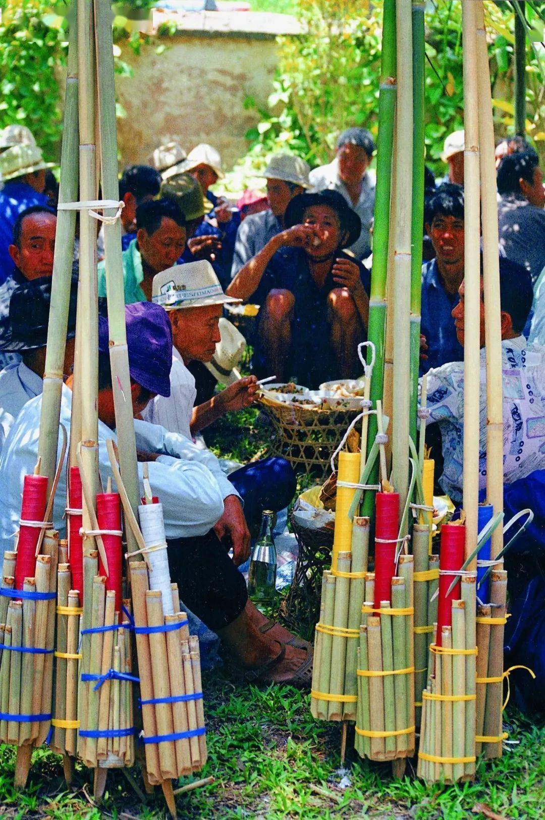 泼水节放高升图片图片