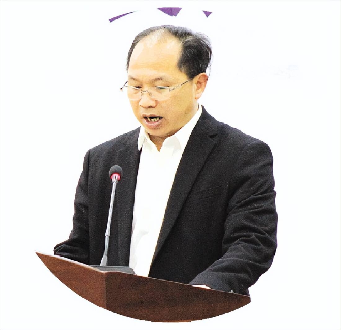 桂林市第一届中小学校长论坛举行聚焦双减共话提质探讨三新推进高考