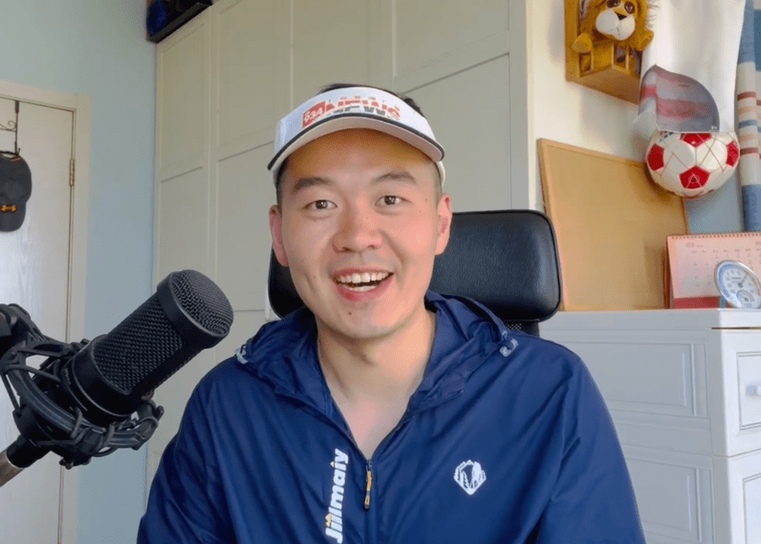主播 杨永清主播 高山峰在征集共享文档接力的同时,很多主持人也快速