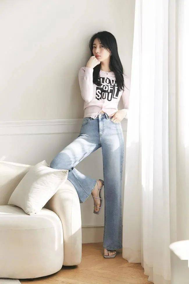 国民初恋秀智一定是最会穿牛仔裤的女星姐妹们快学起来