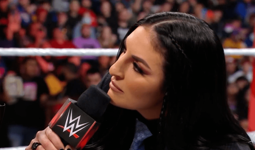 索尼娅德维尔:wwe指责我滥用权