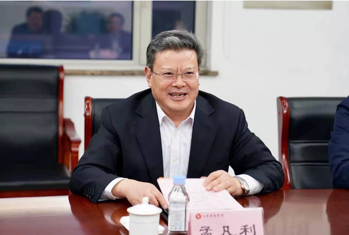 孟凡利此前任内蒙古自治区党委副书记,包头市委书记.