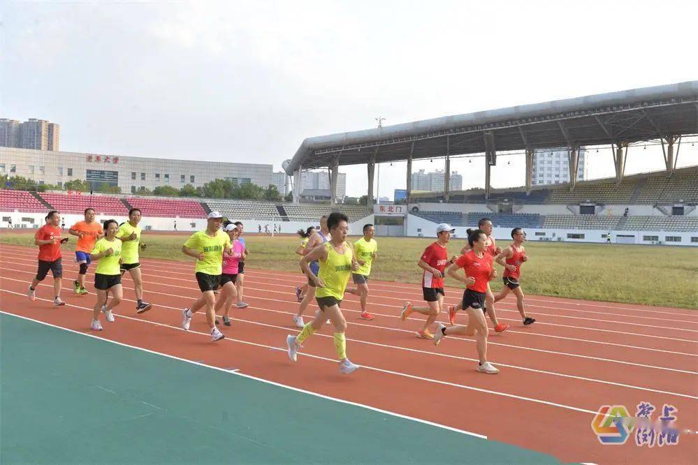 全新亮相浏阳市体育中心恒温游泳馆开馆啦